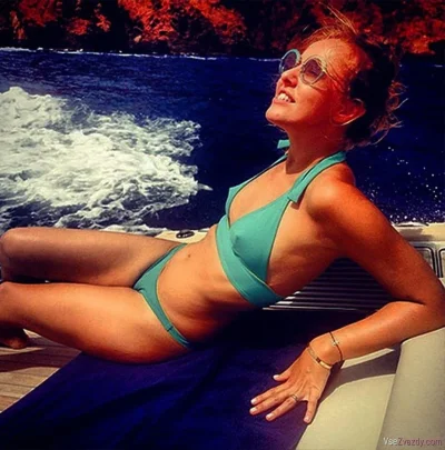 Ксения собчак в молодости купальнике