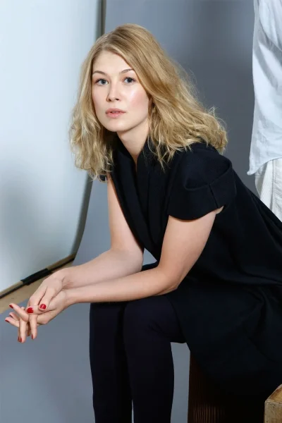 Розамунд пайк биография