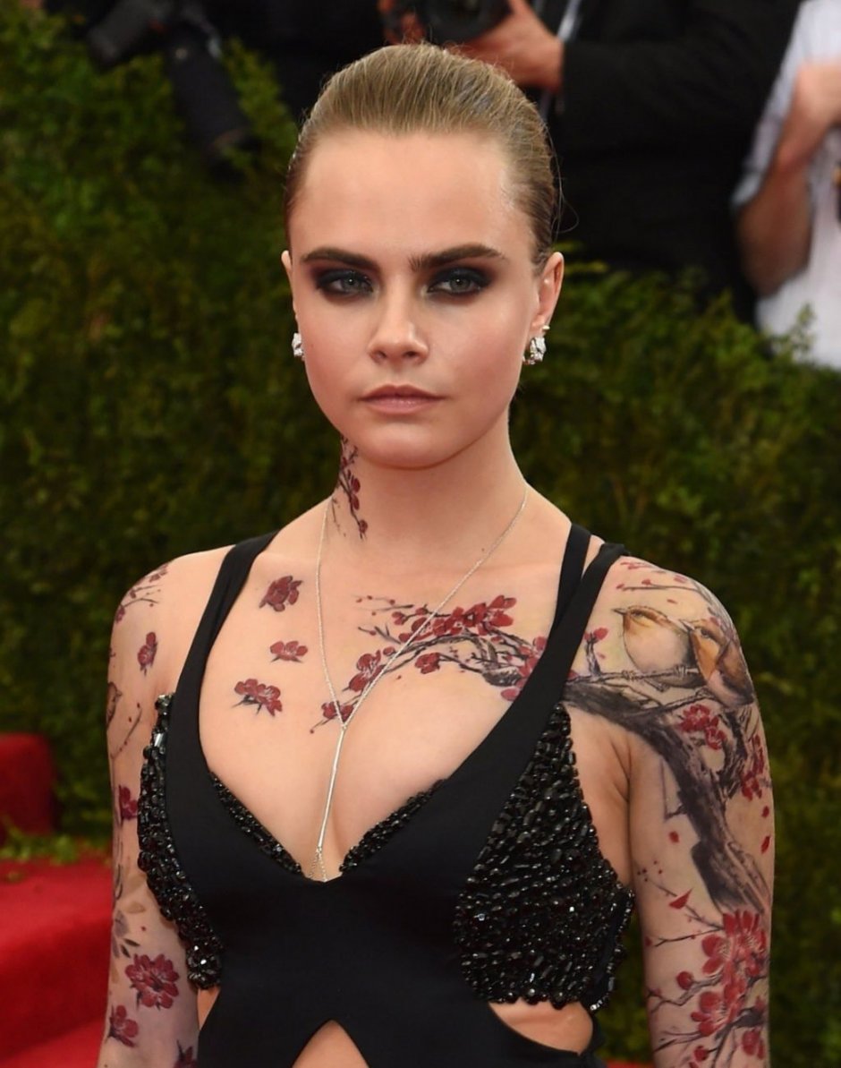 Кара делевинь тату