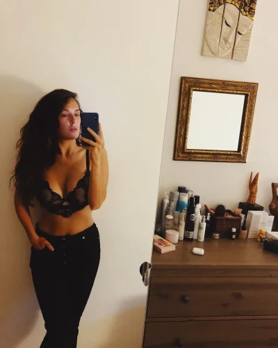 Плюс сайз модели