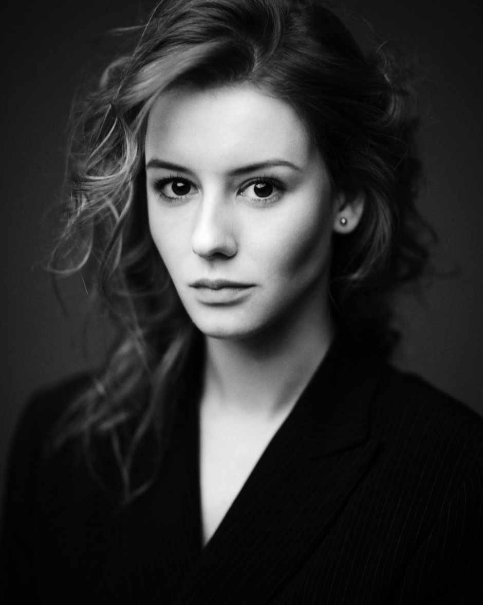 Актриса ирина старшенбаум