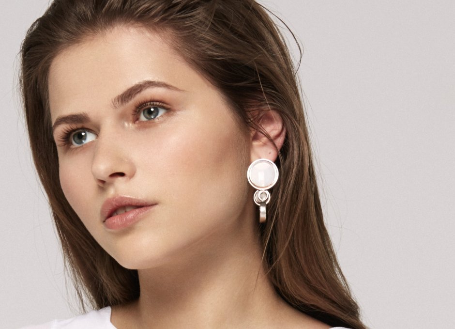 Стильные серьги