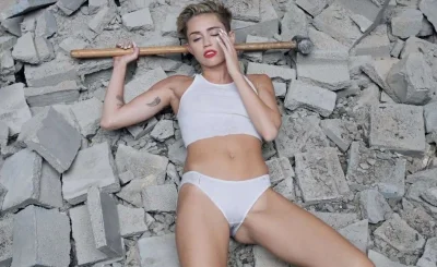 Wrecking ball майли сайрус