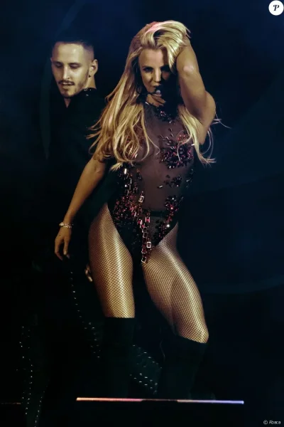 Бритни спирс рок н ролл