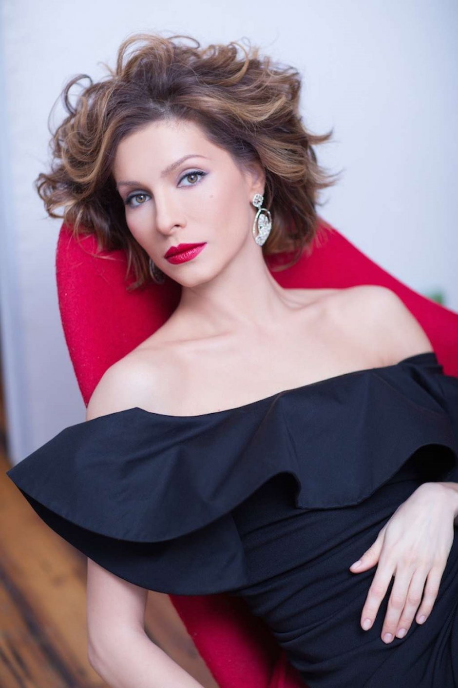 Актриса елена подкаминская