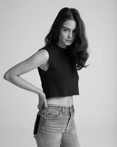 Позы модельные