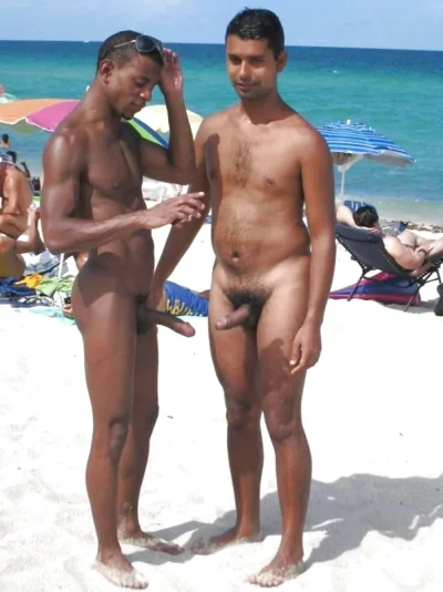 Негр на пляже