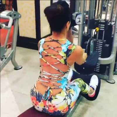 Cпортивный костюм для фитнеса