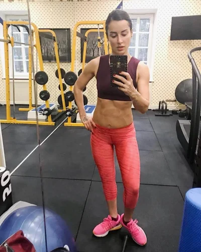 Тина канделаки в спортзале