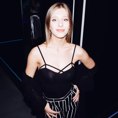 Голая Лиза Арзамасова