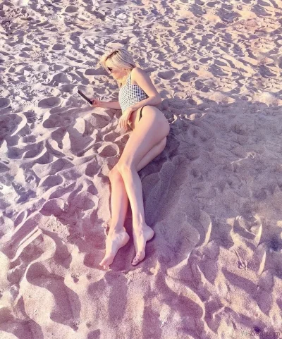 Алёна константинова актриса в купальнике