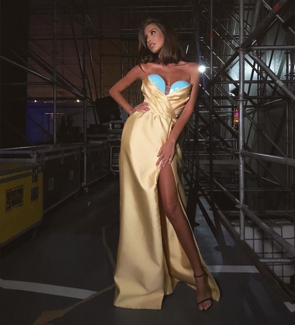 Кэти топурия