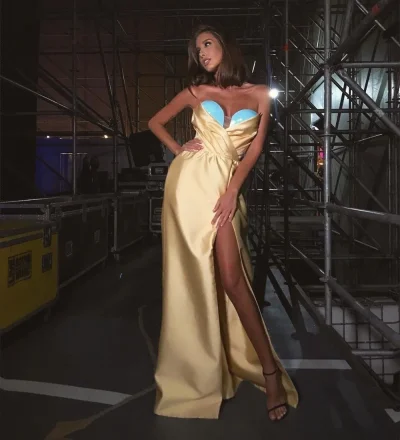 Кэти топурия