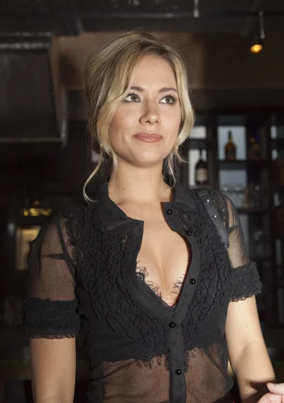 Юлия паршута бармен