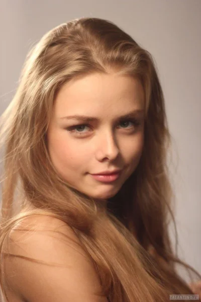 Naked Anastasia Akatova