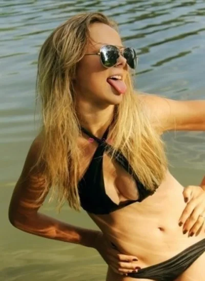 Naked Anastasia Akatova