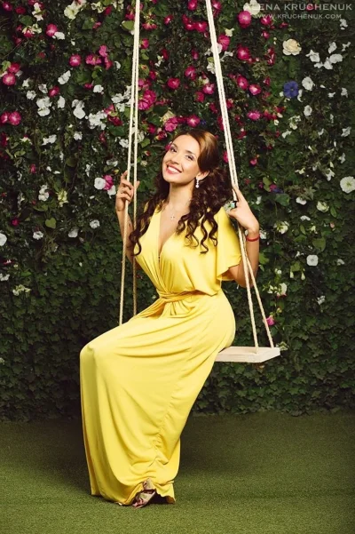 Желтое платье