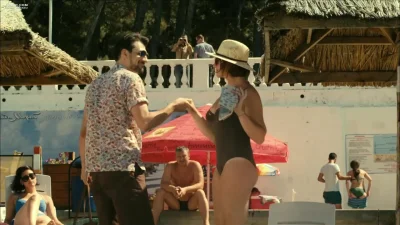 Анна банщикова в купальнике ищейка