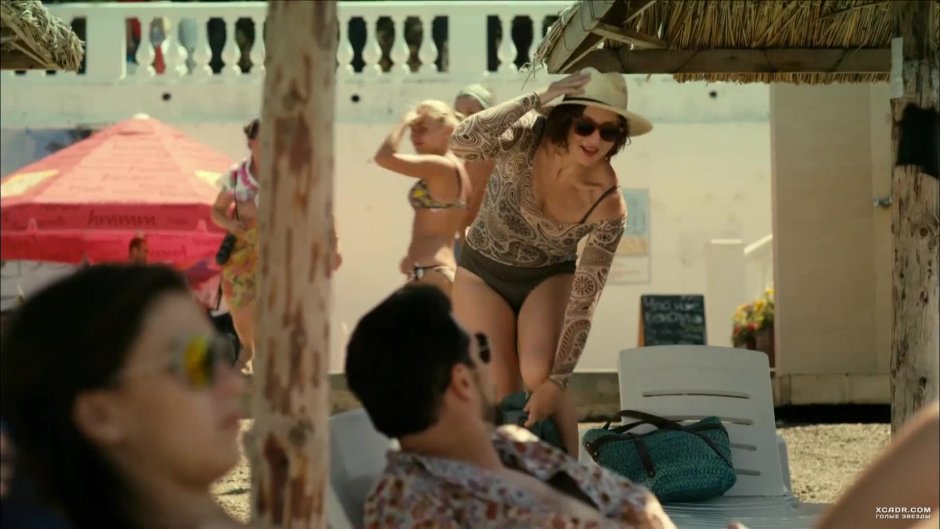 Анна банщикова в купальнике ищейка