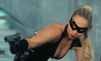 Холли берри женщина кошка