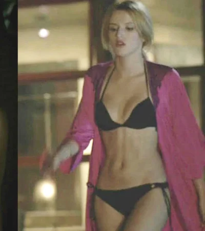 Белла торн крик