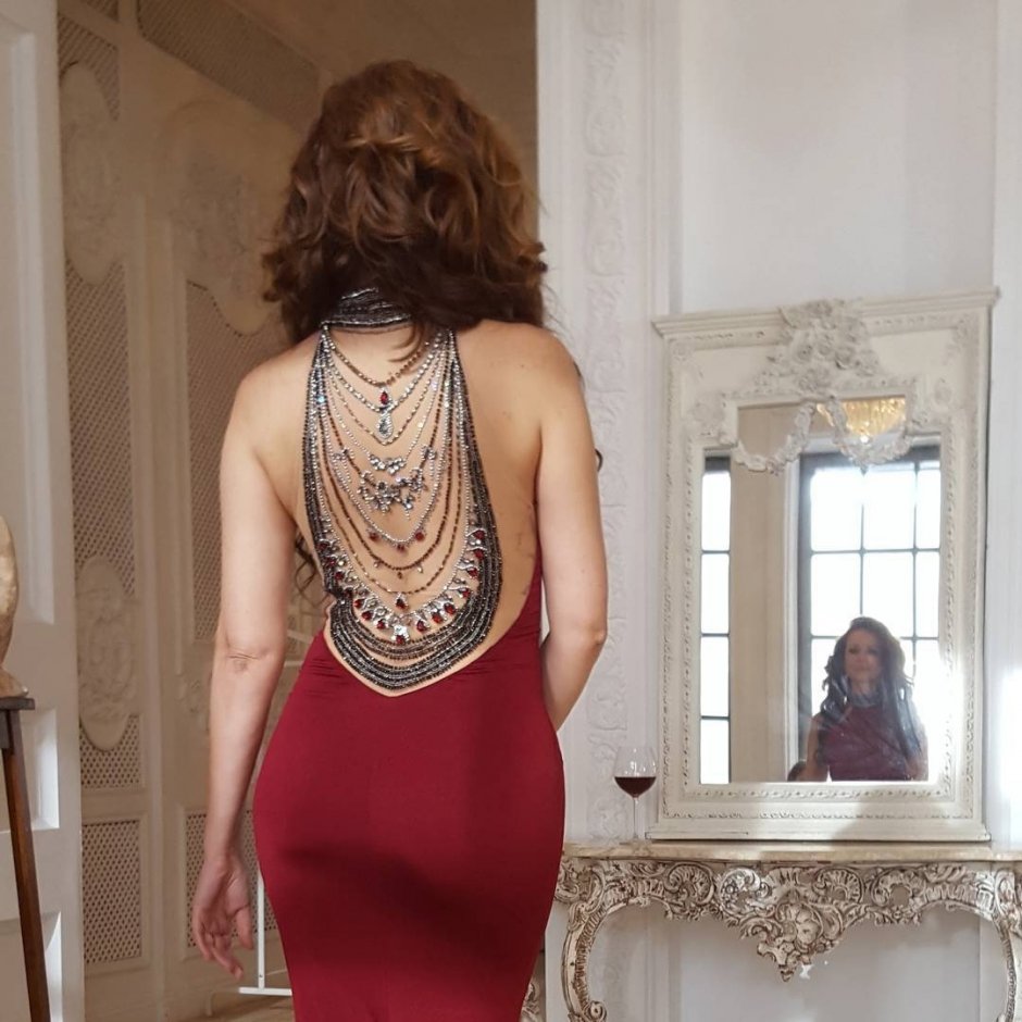 Вечернее платье