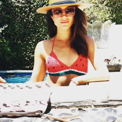 Меган маркл в бикини