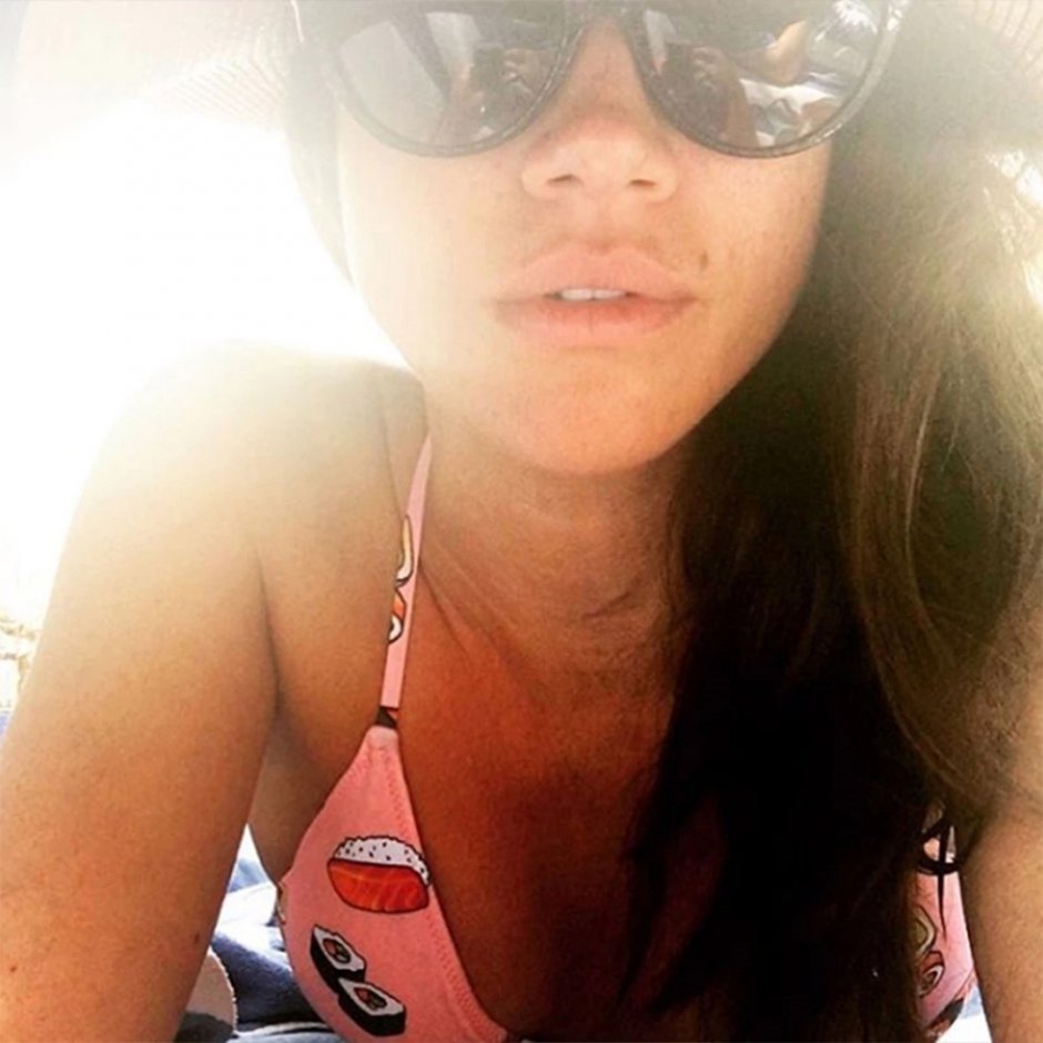 Летние девушки