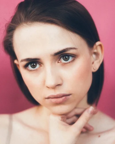 Яна енжаева