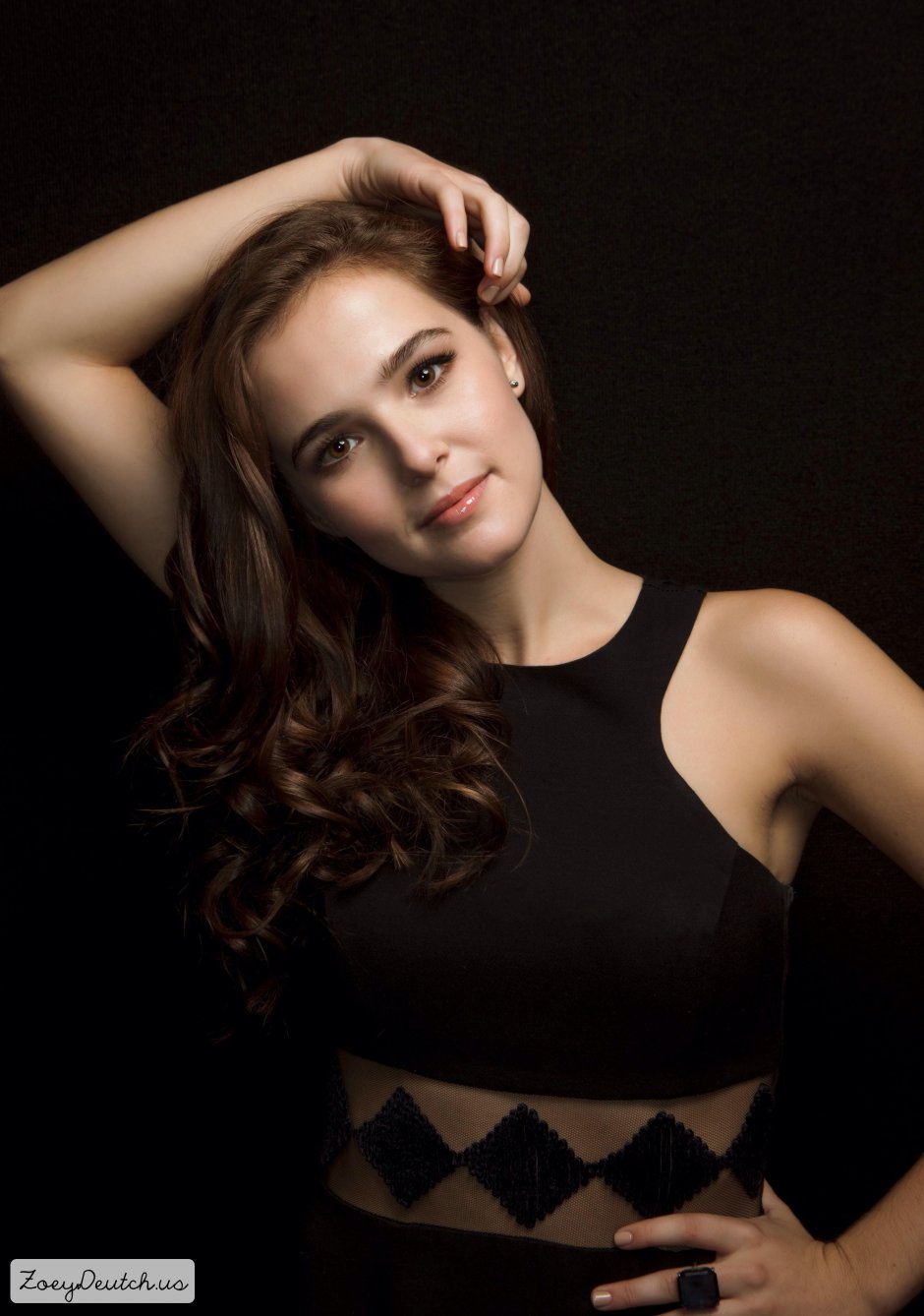 Zoey deutch академия вампиров