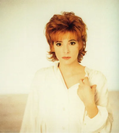 Mylene farmer young