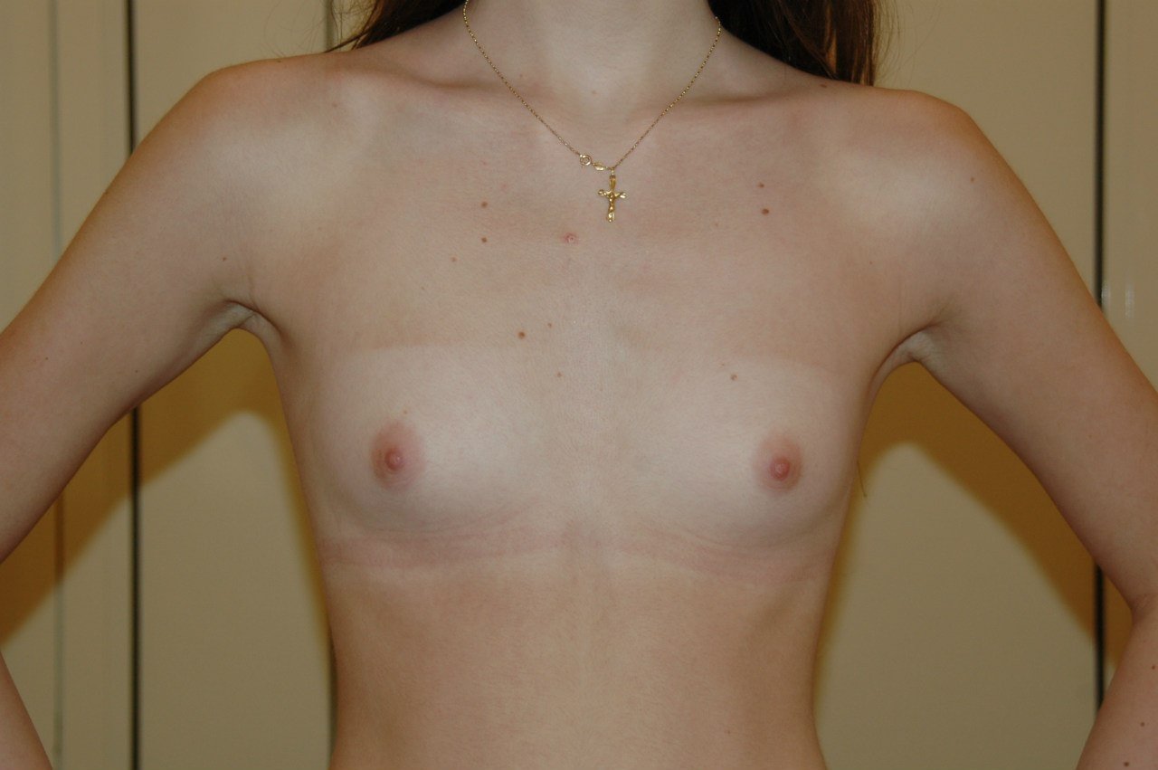 фото голая девушка нулевой размер груди фото 113