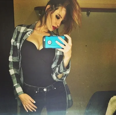 Девушка и женщина