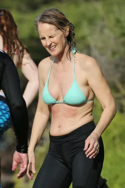 Джоди фостер в бикини