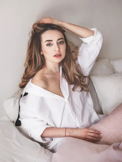 Голая Анжелика Каширина