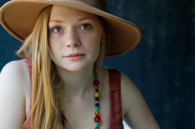 Александра кузенкина биография