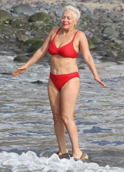 Дениз уэлч в бикини