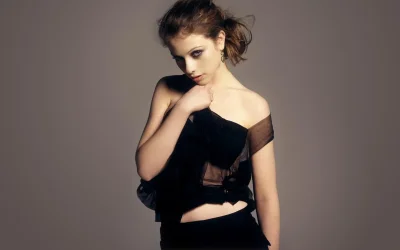 Актриса мишель трахтенберг