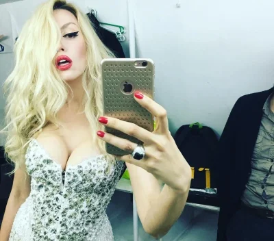 Оля полякова грудь