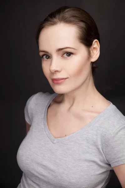 Анна молчанова актриса