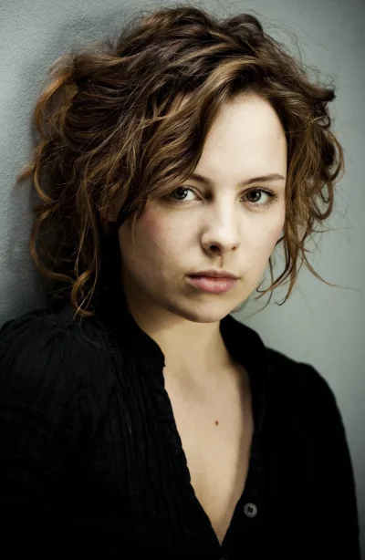 Голая Яна Гурьянова