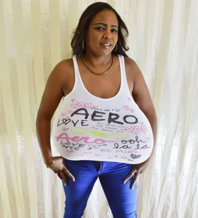 Грудь огромная