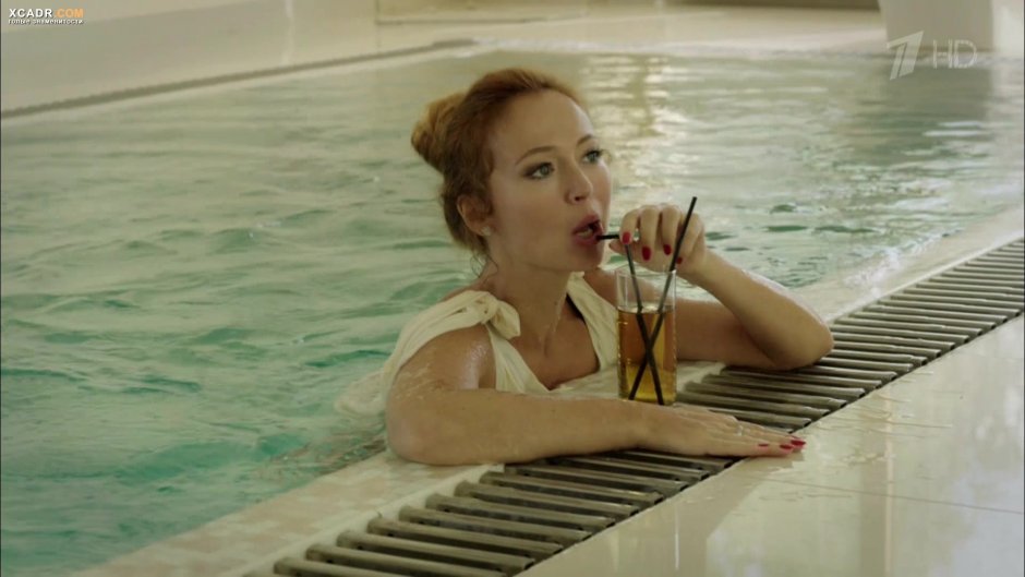 Елена захарова в купальнике