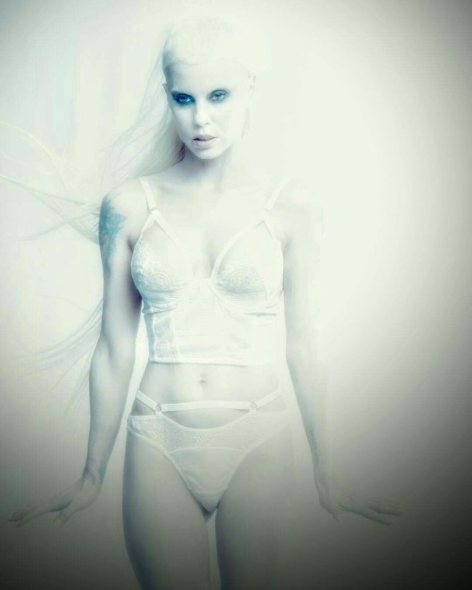 Йоланди фиссер ню