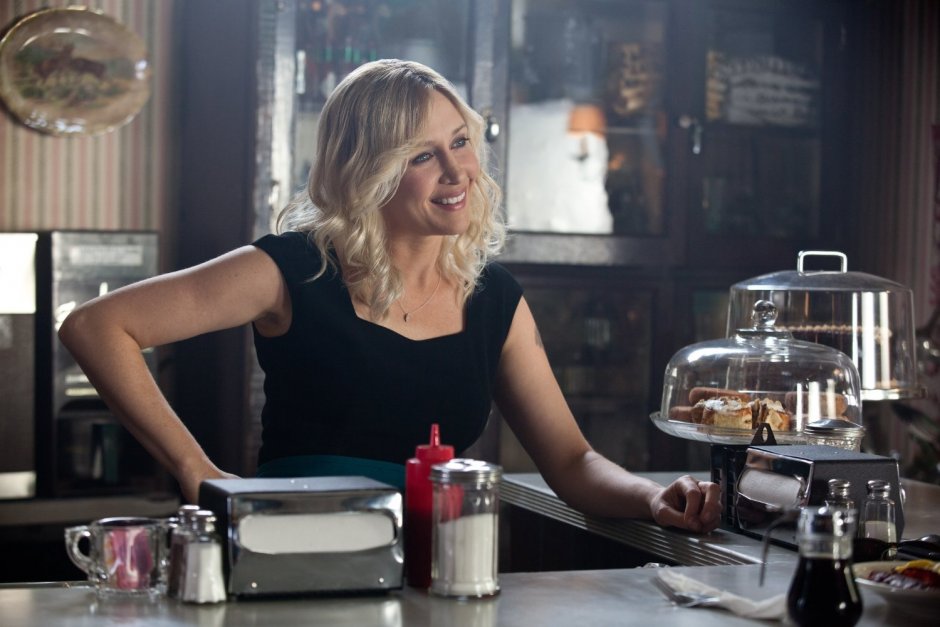 Вера фармига судья