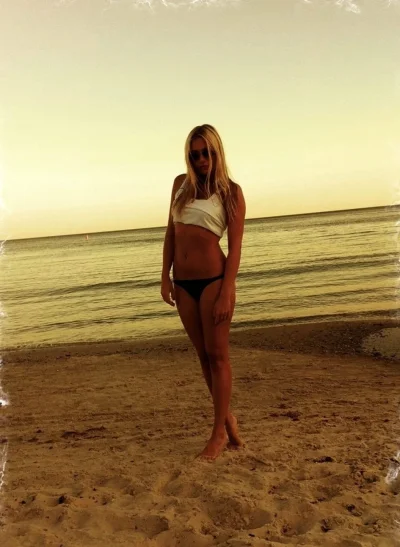 Актриса наталья рудова в купальнике