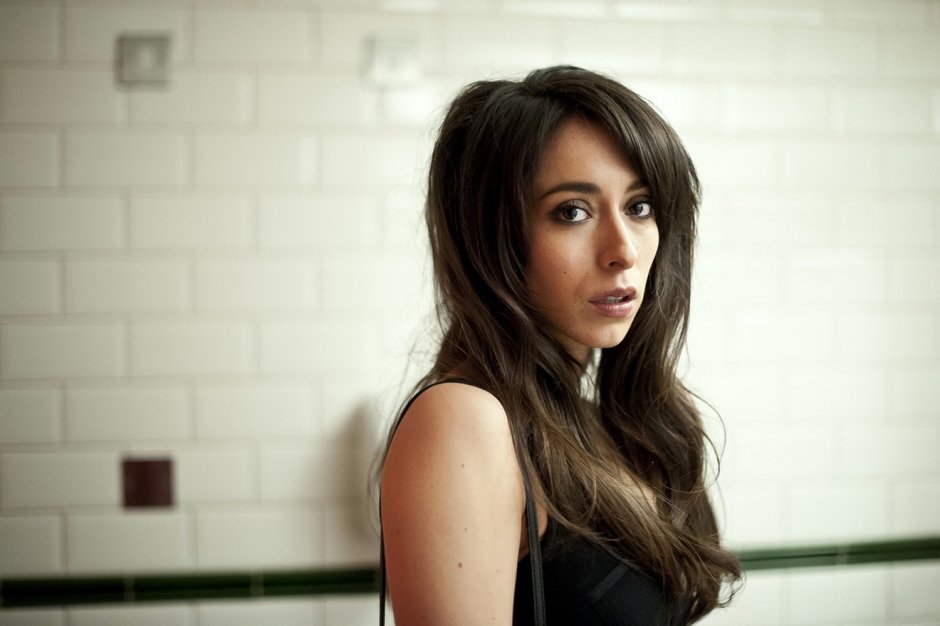 Oona chaplin