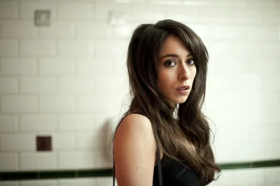 Oona chaplin