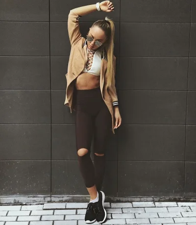 Мари краймбрери в полный рост