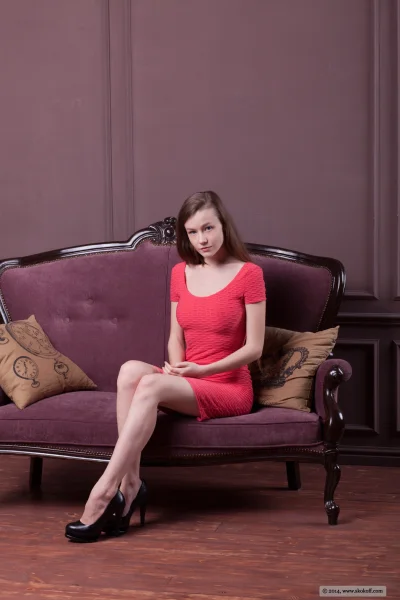 Эмили блум ножки